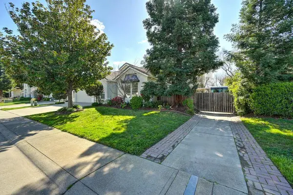 5363 Brookfield CIR, Rocklin, CA 95677