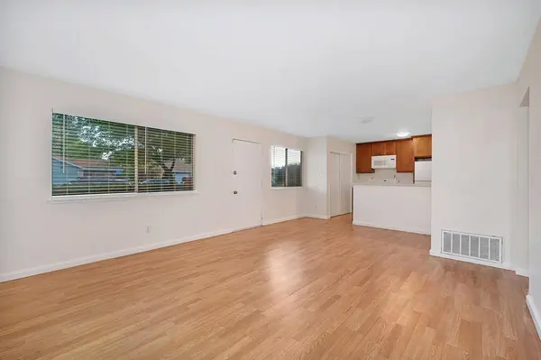 8951 El Mirador DR #1, Elk Grove, CA 95624