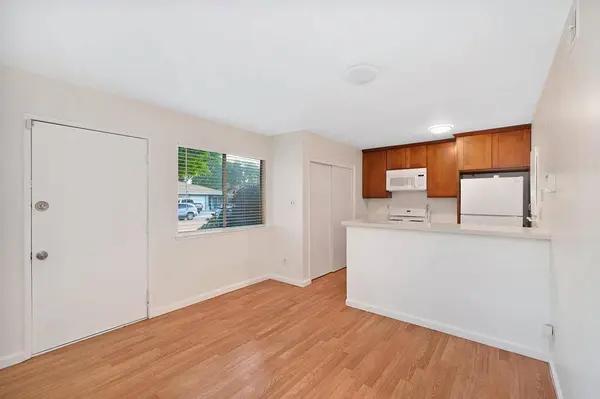 8951 El Mirador DR #1, Elk Grove, CA 95624