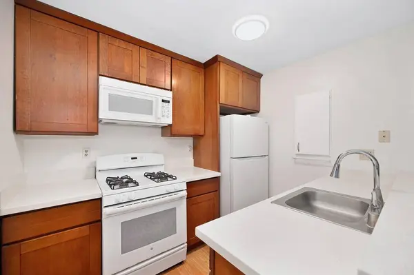 8951 El Mirador DR #1, Elk Grove, CA 95624