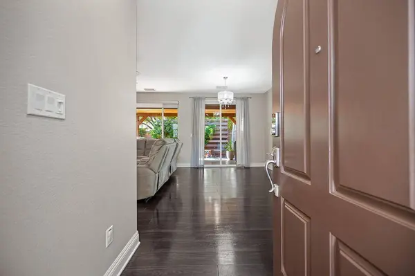 17 Kings Beach PL, Sacramento, CA 95835