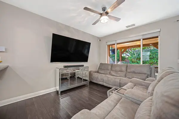 17 Kings Beach PL, Sacramento, CA 95835