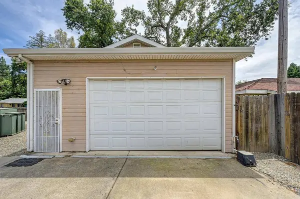 8311 Oakwood Hills CIR, Citrus Heights, CA 95610