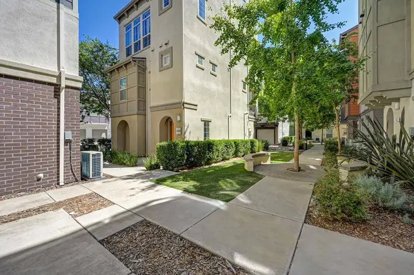 450 Tailoff LN