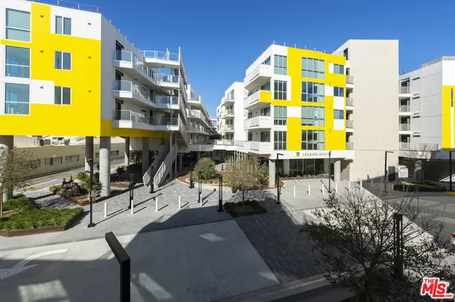 2899 Pennsylvania Ave #212, Santa Monica, CA 90404