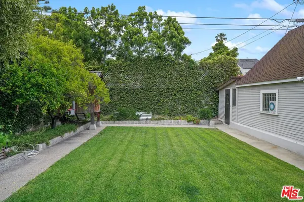 458 S Citrus Ave, Los Angeles, CA 90036-3537