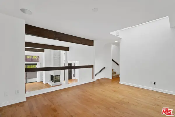 1569 W Michael Ln, Pacific Palisades, CA 90272-2025