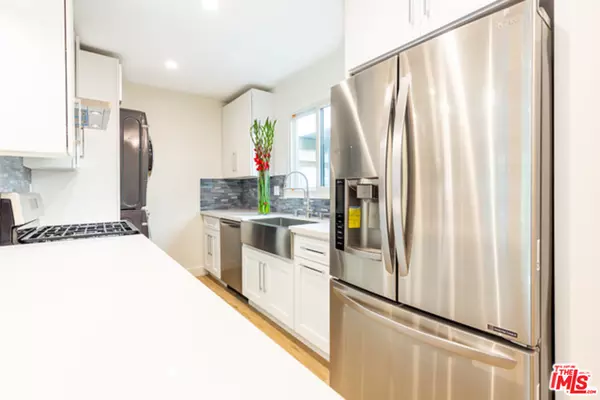 1328 19th St #A, Santa Monica, CA 90404-1926