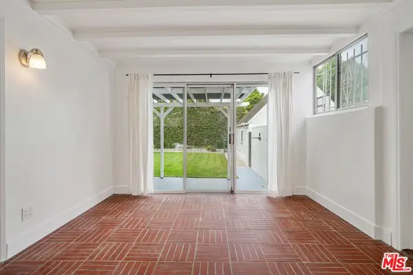 458 S Citrus Ave, Los Angeles, CA 90036-3537