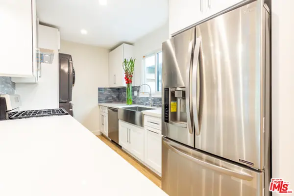 1328 19th St #A, Santa Monica, CA 90404-1926