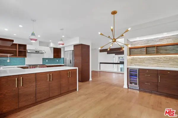 1569 W Michael Ln, Pacific Palisades, CA 90272-2025