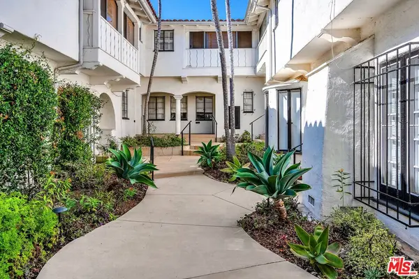 10801 Lindbrook Dr, Los Angeles, CA 90024-3006