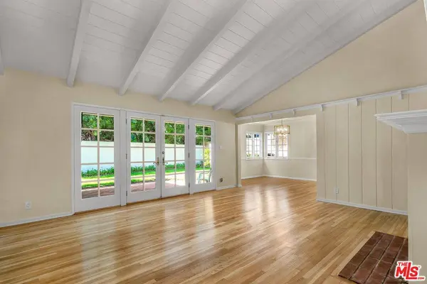 125 S Saltair Ave, Los Angeles, CA 90049