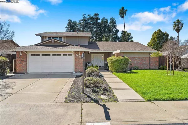 2013 Mars Rd, Livermore, CA 94550