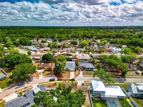 2529 GOLDEN POINCIANA PL, Sarasota, FL 34232