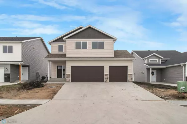 1182 Jill DR W, West Fargo, ND 58078