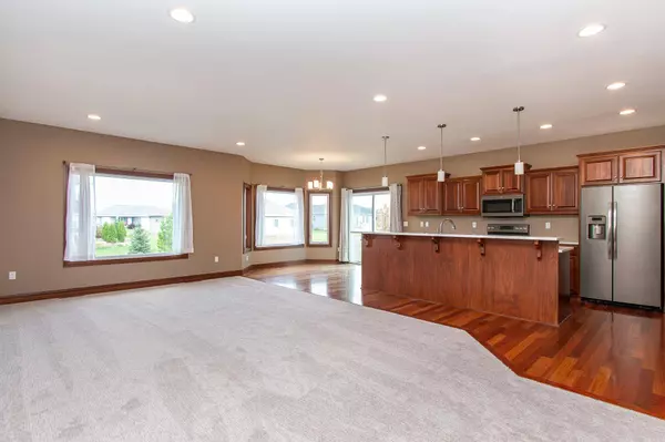 1220 Legion LN W, West Fargo, ND 58078