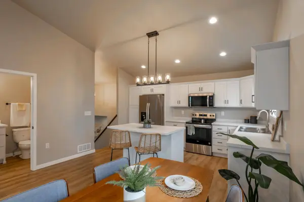 6224 86th AVE S, Horace, ND 58047