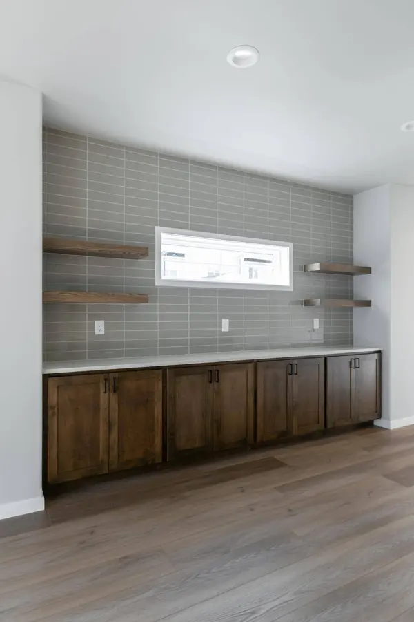 4176 Arthur DR S, Fargo, ND 58104