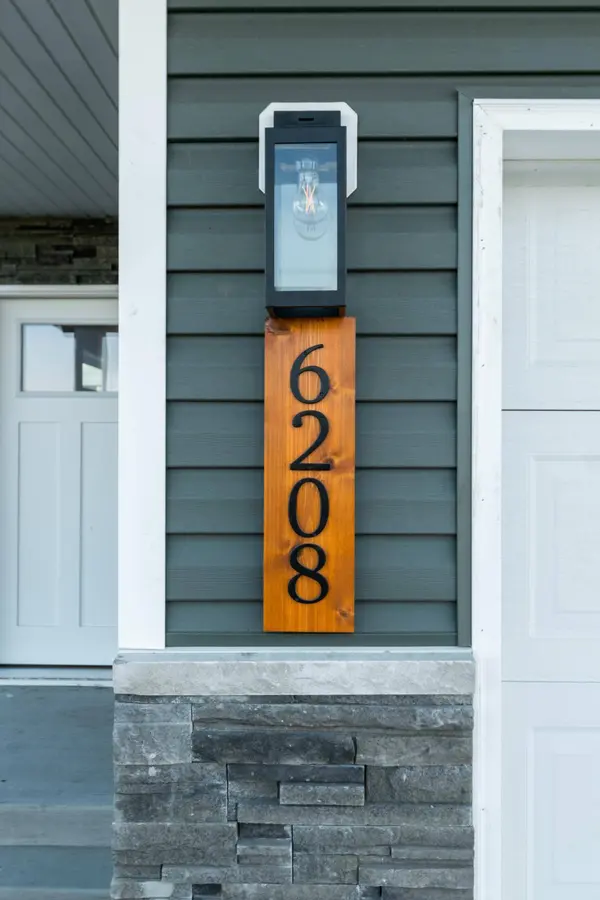 6208 86th AVE S, Horace, ND 58047