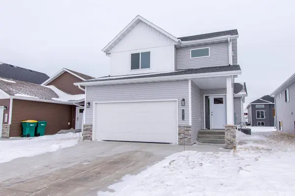 6826 Thomas ST, Horace, ND 58047