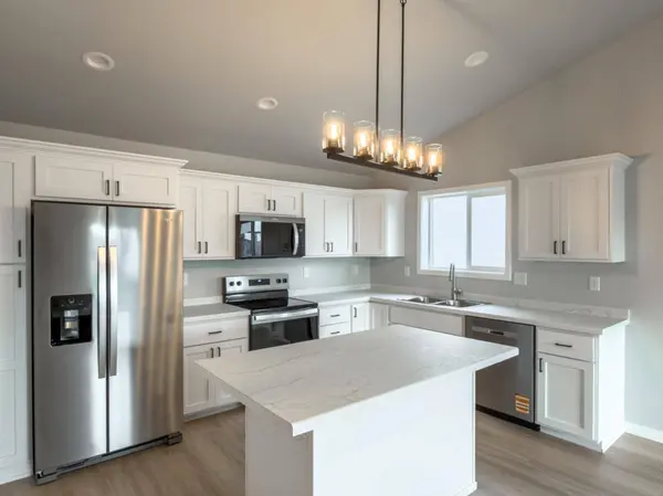 6276 85 AVE S, Horace, ND 58047