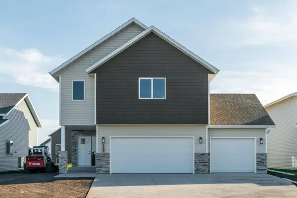 6232 86th AVE S, Horace, ND 58047