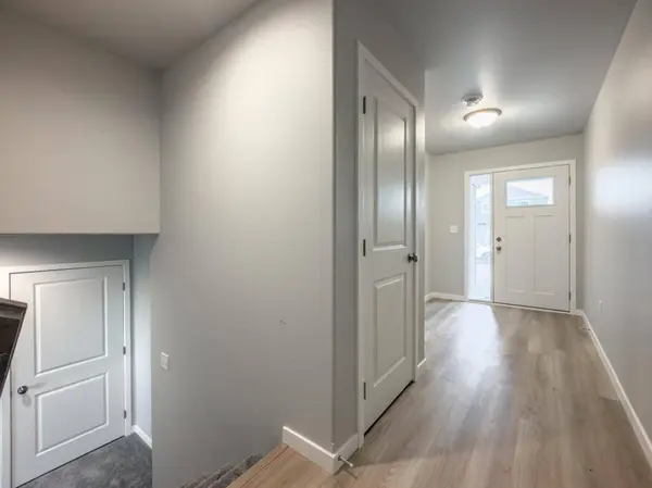 3240 36th AVE S, Moorhead, MN 56560