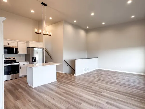 3252 36th AVE S, Moorhead, MN 56560