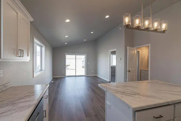 6211 87th AVE S, Horace, ND 58047