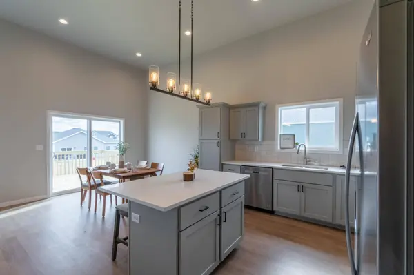 6241 86th AVE S, Horace, ND 58047