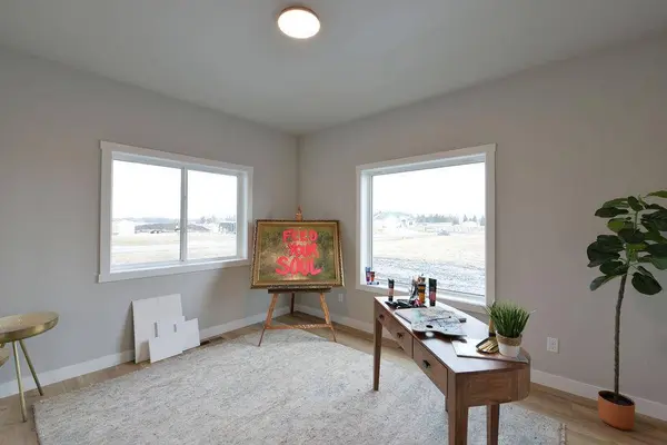 6914 3rd ST NW, Moorhead, MN 56560