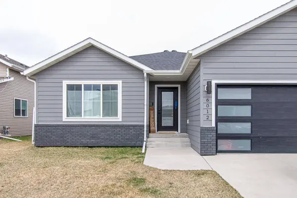 6012 Kodiak LN, Horace, ND 58047