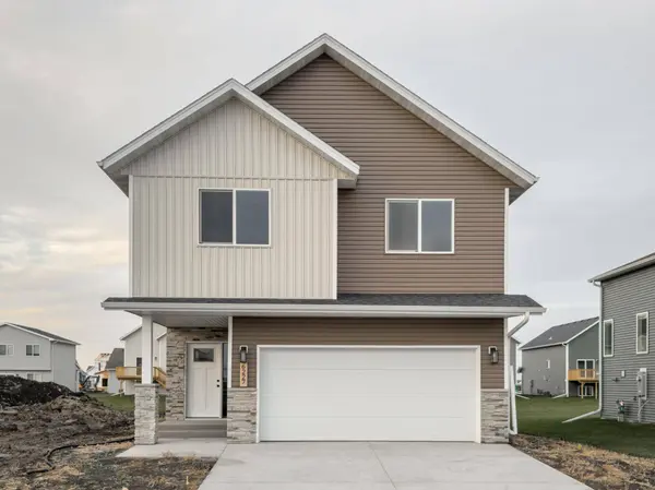 6227 87th AVE S, Horace, ND 58047