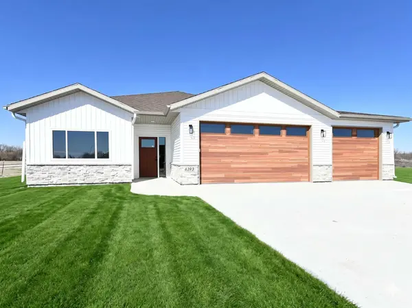 6393 68th ST S, Horace, ND 58047