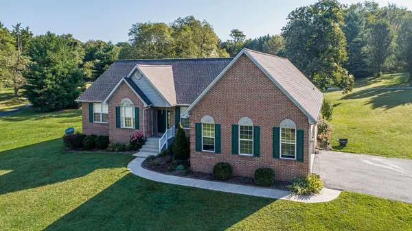 feature image of How Much Is My Southern Maryland Home Worth? A Seller’s Guide