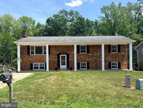 2260 BRIDLE PATH DR, Waldorf, MD 20601