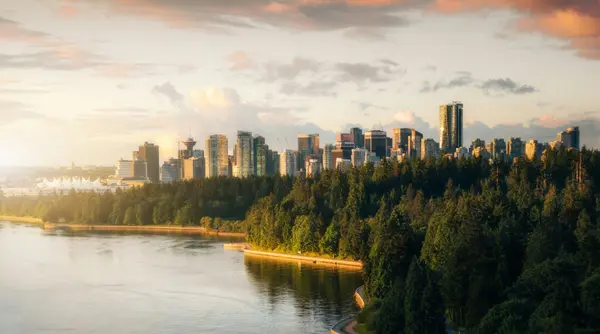 feature image of Bridge Financing in BC: How to Buy Before You Sell