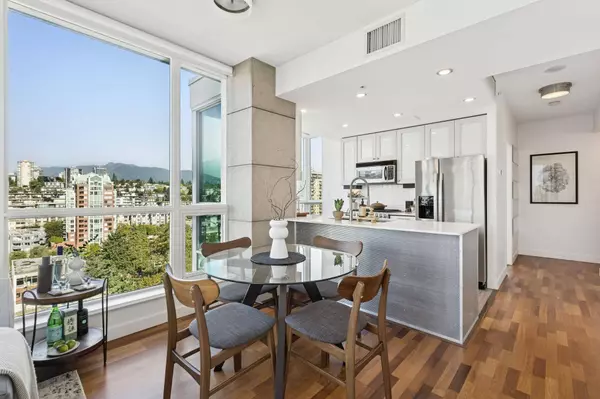 138 E Esplanade Esplanade #1907, North Vancouver, BC V7L 4X9