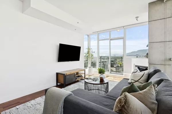 138 E Esplanade Esplanade #1907, North Vancouver, BC V7L 4X9