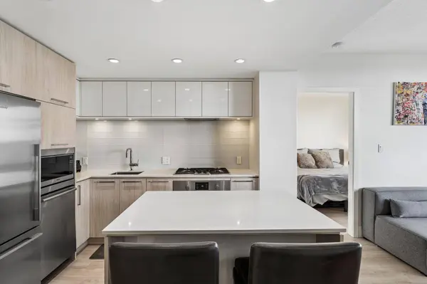 680 Seylynn Crescent #2104, North Vancouver, BC V7J 0B5