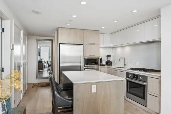 680 Seylynn Crescent #2104, North Vancouver, BC V7J 0B5