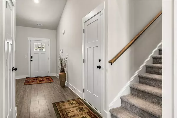 112 Grange Valley LN, Clemson, SC 29630