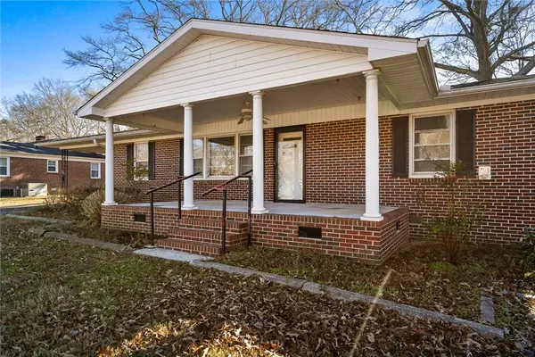 126 Lowe ST, Belton, SC 29627