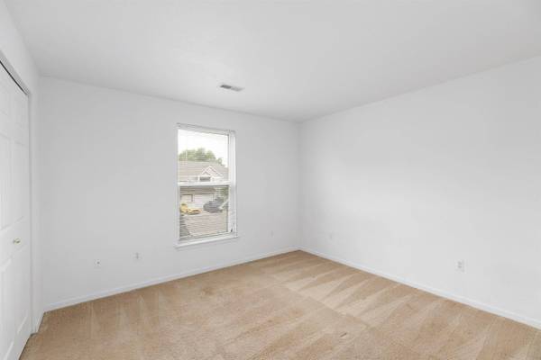 1297 Heatherwood Lane, Ann Arbor, MI 48108