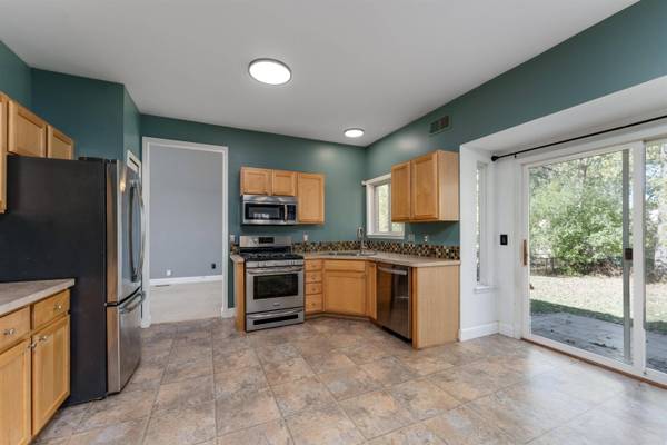 29836 Bobrich Street, Livonia, MI 48152