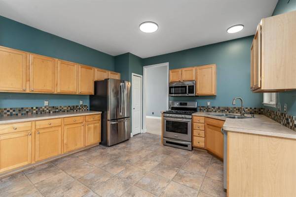 29836 Bobrich Street, Livonia, MI 48152