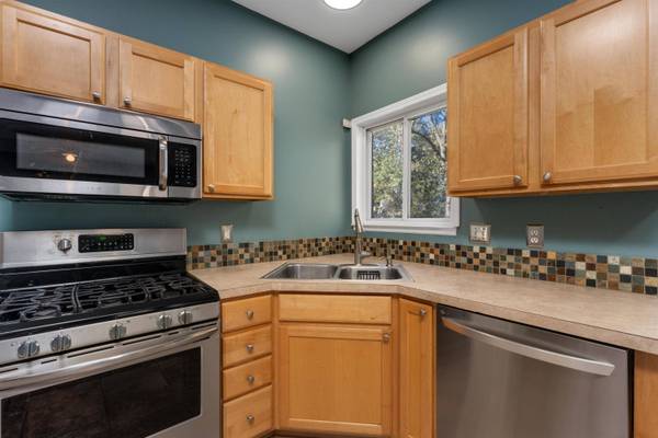 29836 Bobrich Street, Livonia, MI 48152