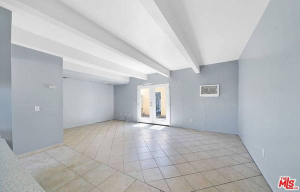 43643 Stanridge Ave, Lancaster, CA 93535