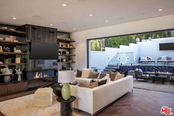 3616 Cadman Dr, Los Angeles, CA 90027